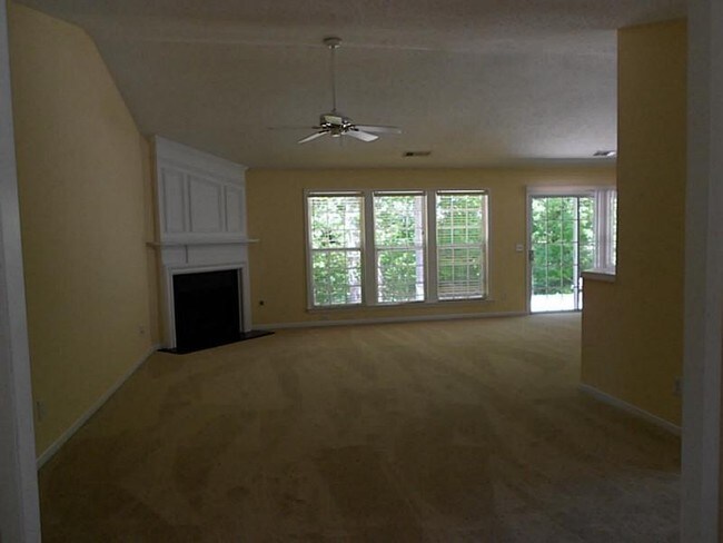 Building Photo - Kennesaw Ranch