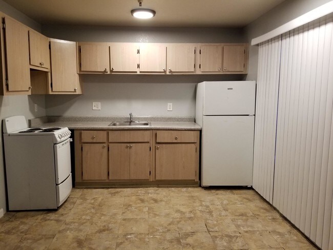 Building Photo - 3949 E Monte Vista Dr