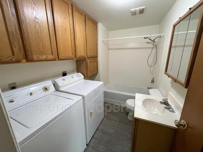 Foto del edificio - 7850 Morrison St