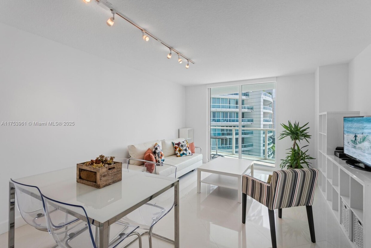 Foto principal - 2101 Brickell Ave