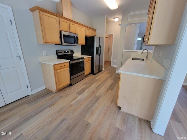 Foto del edificio - 7954 Willowglen Dr