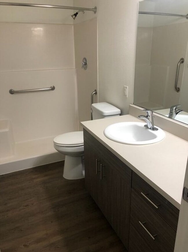 Interior Photo - The Hudson