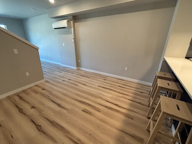 Building Photo - 3Bed 2.5Bath - Seaside at Kingston