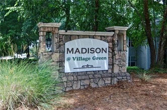 Building Photo - 504 Madison Ct