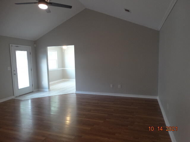 Foto del edificio - 114 Golf Course Dr