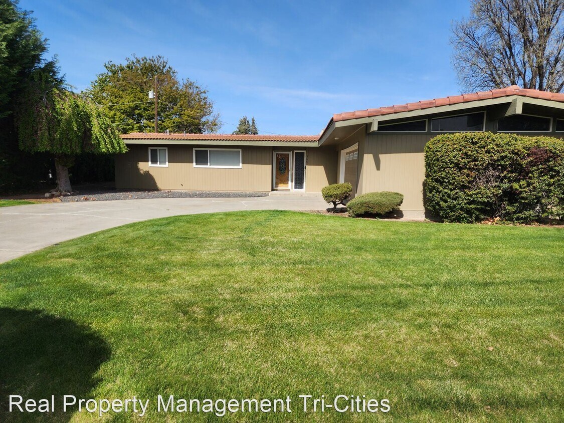 Foto principal - 3 br, 2.5 bath House - 305 N. Quincy Pl