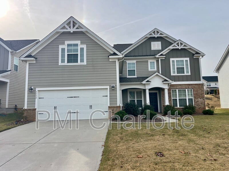 Foto principal - 1135 Overlake Dr