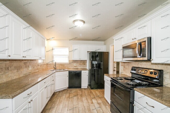 Building Photo - 2300 NW 114th St