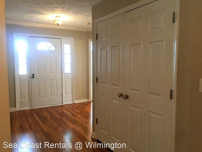 Building Photo - 3 br, 2 bath House - 209 Nantucket Ct