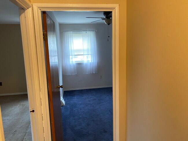 Foto del edificio - 9891 Garvey Dr