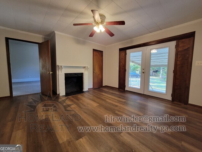 Foto del edificio - 355 Bill Rutledge Rd