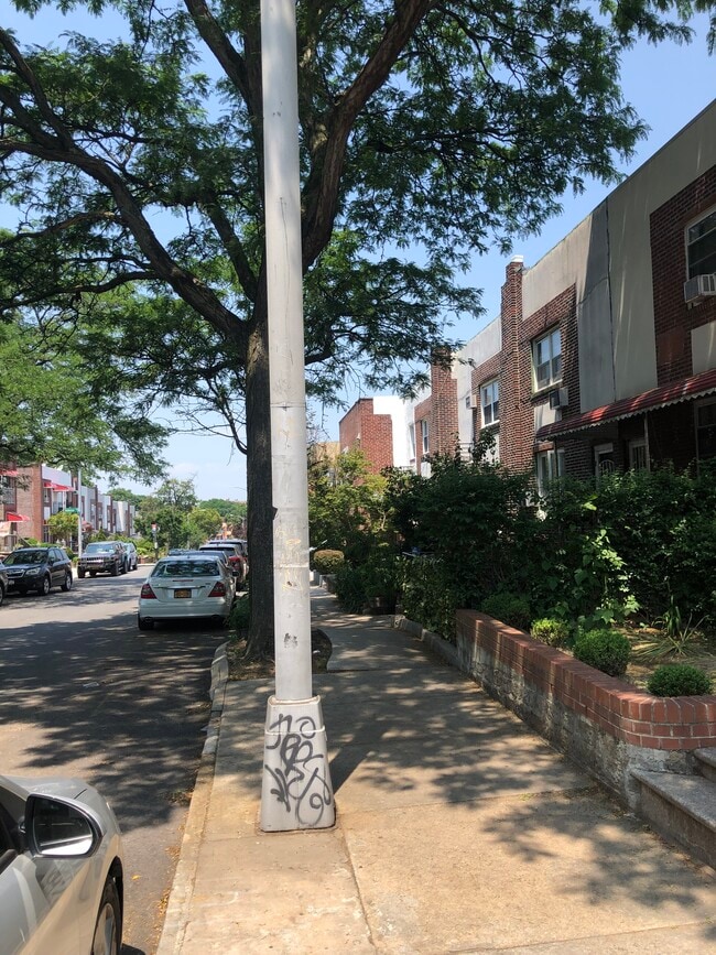 Building Photo - 5291 79th St