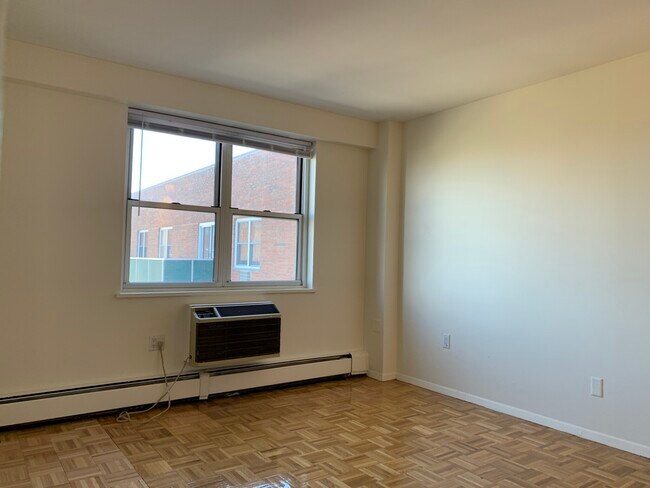 Foto del edificio - 185 Freeman St