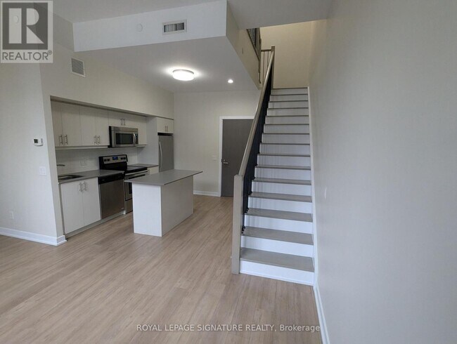 Photo du bâtiment - 99 Davisville Ave