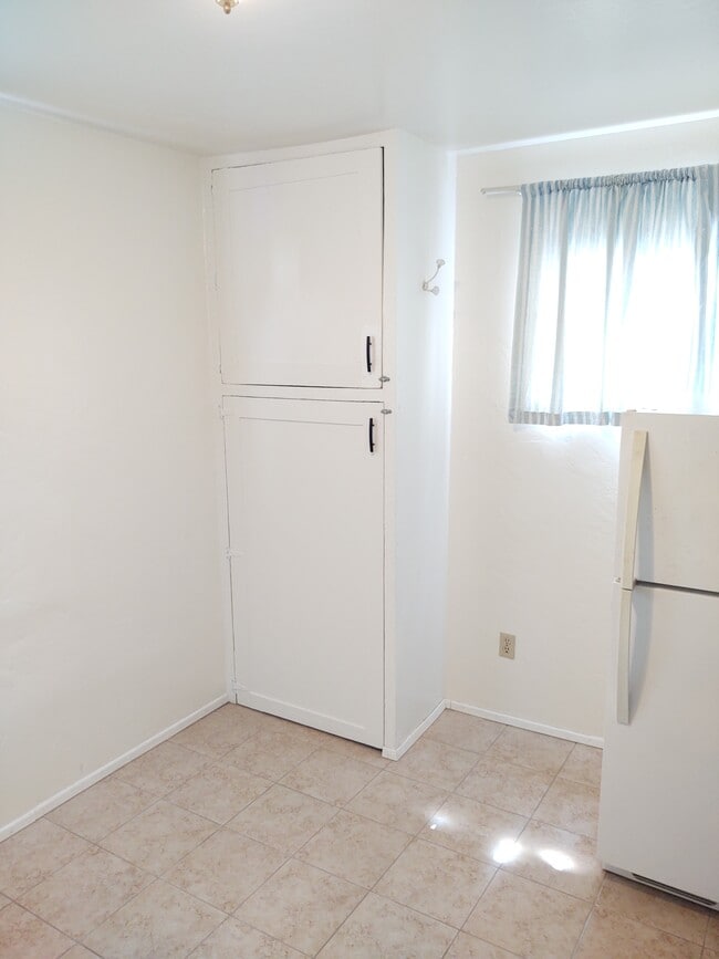 Foto del edificio - 4051 Promontory St