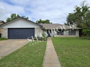 Building Photo - 10709 Apache Dr