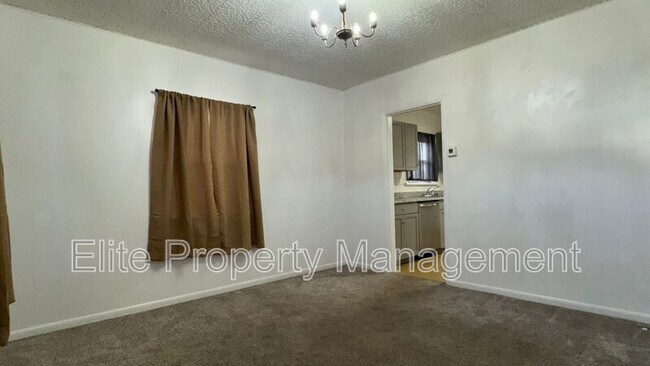 Foto del edificio - 910 E Mesa Ave