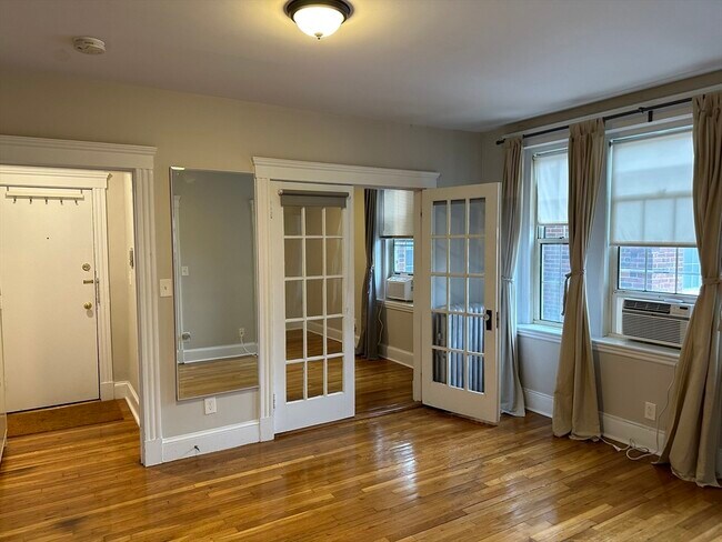 Building Photo - 1 Craigie St