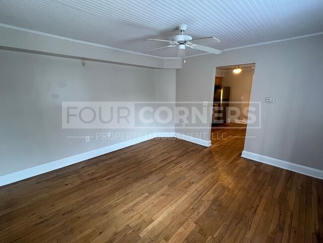 Building Photo - Beautiful 1 Bedroom 1 Bath Apartment