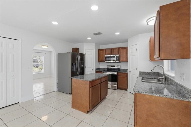 Building Photo - 4140 Stonefield Dr