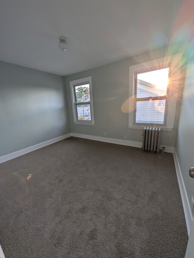 Foto del edificio - 2211 Morris Ave