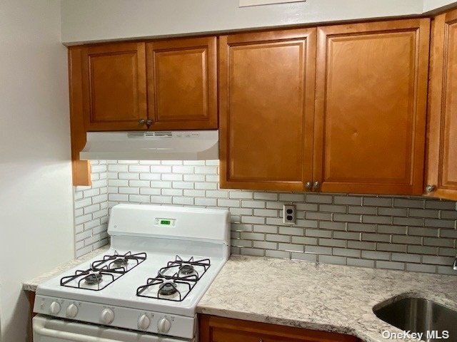 Foto del edificio - 161 Fairview Cir
