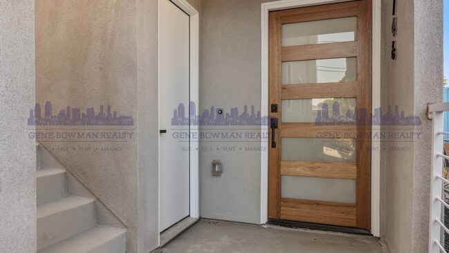 Foto del edificio - 6742 Waterman Ct