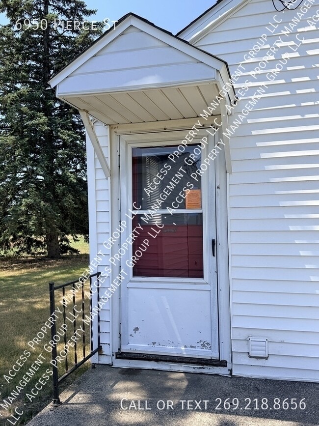 Foto del edificio - 6950 Pierce St