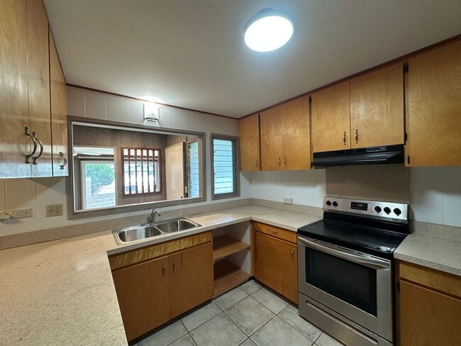 Foto del edificio - 929 Maniniholo St