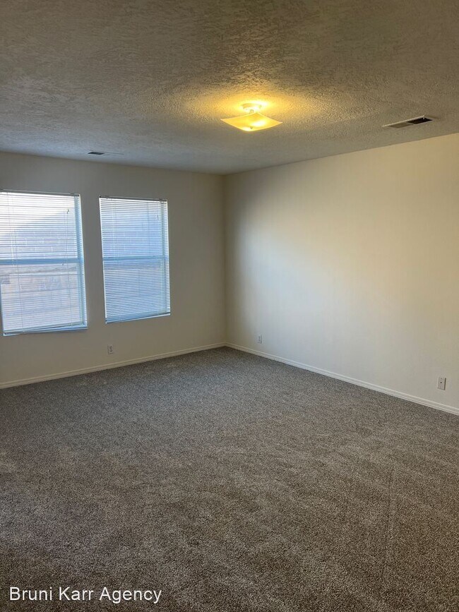 Foto del edificio - 4 br, 2 bath House - 10704 Marblestone NW