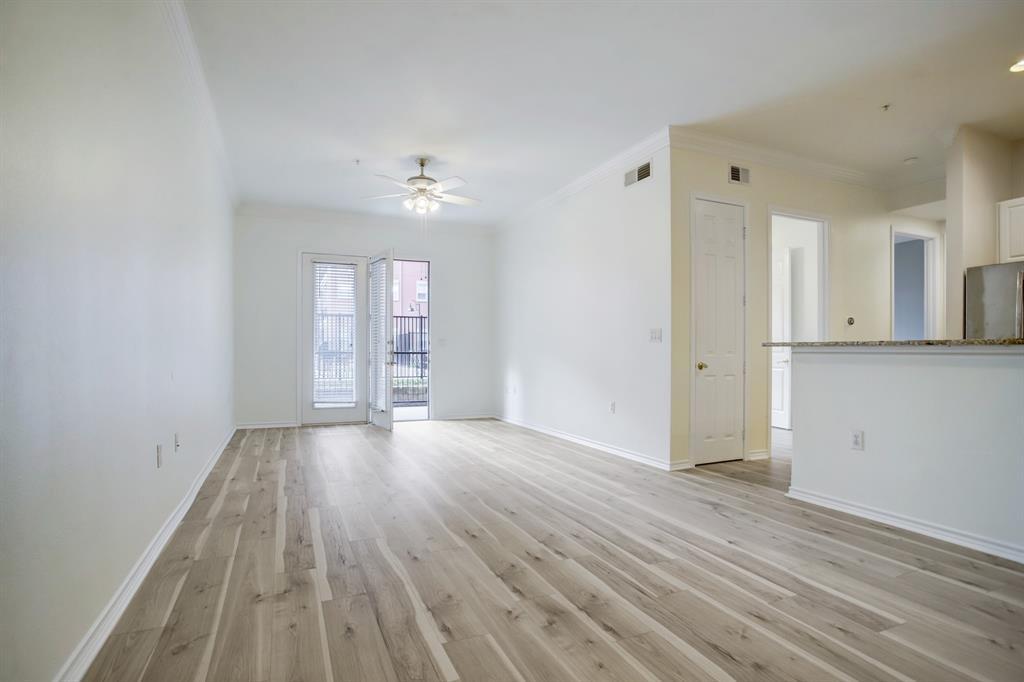 2400 McCue Rd Unit 143, Houston, TX 77056 Condo for Rent in Houston