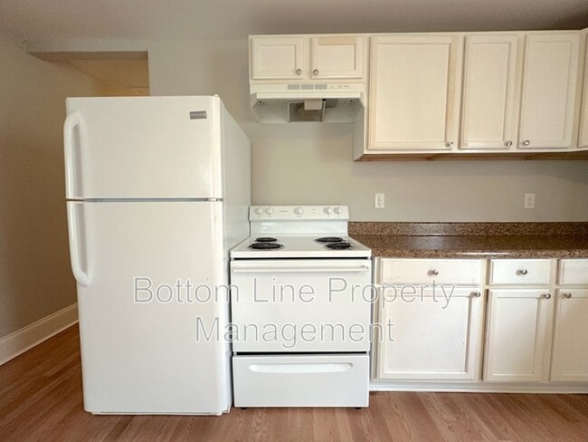 Photo - 369 Spring St SW Apartment