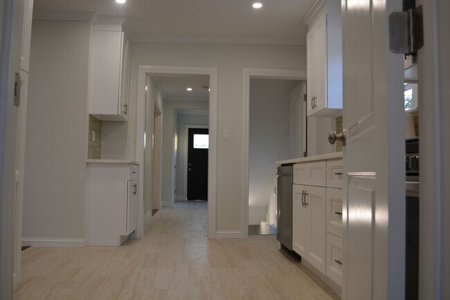 Foto del edificio - 310 Columbus Pkwy