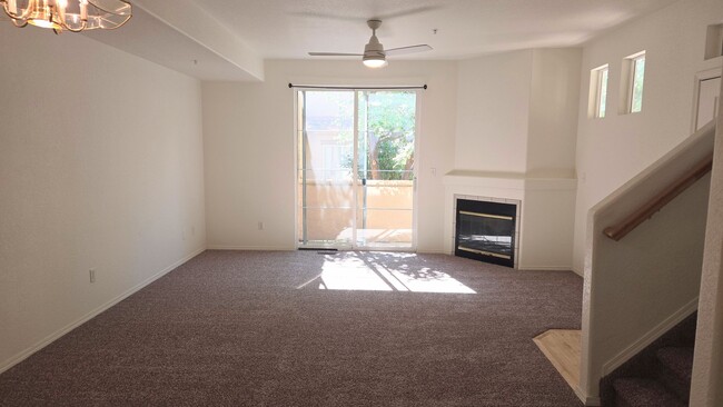 Building Photo - 3263 Apogee View