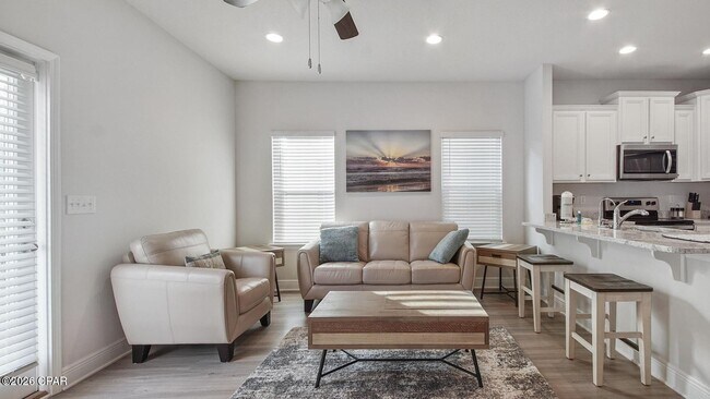 Foto del edificio - 7672 Shadow Lake Dr