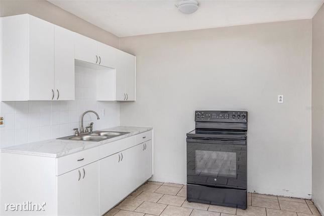 Building Photo - 3 br, 1 bath House - 3226 35th Ave N