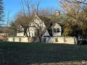 Building Photo - 15 Kelly Ln