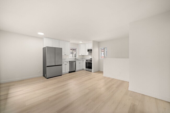 Foto del edificio - 35-35 Kennebec Ave