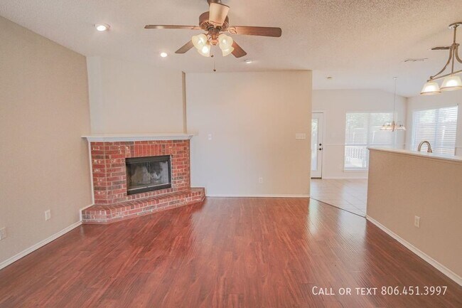Foto del edificio - 508 N Inverness Ave