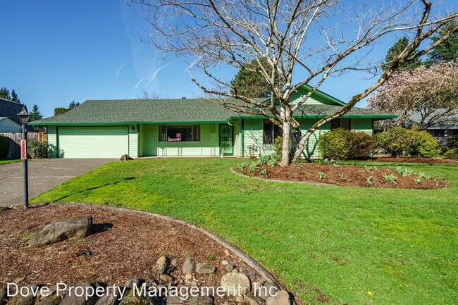 Building Photo - 3 br, 2 bath House - 12206 SE McGillivray ...