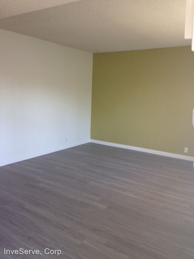 Building Photo - 207 N Marguerita Ave