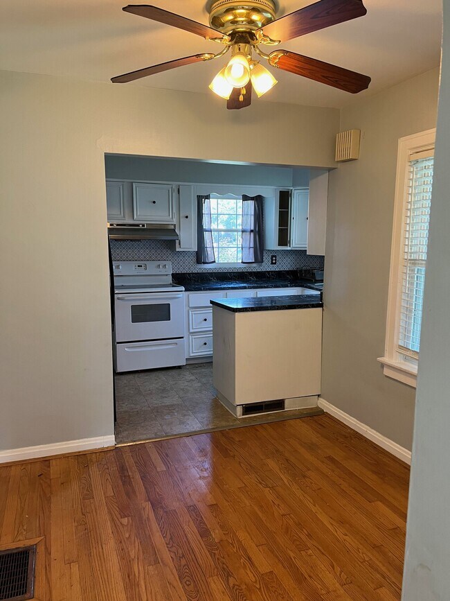 Building Photo - 4253 Orchard