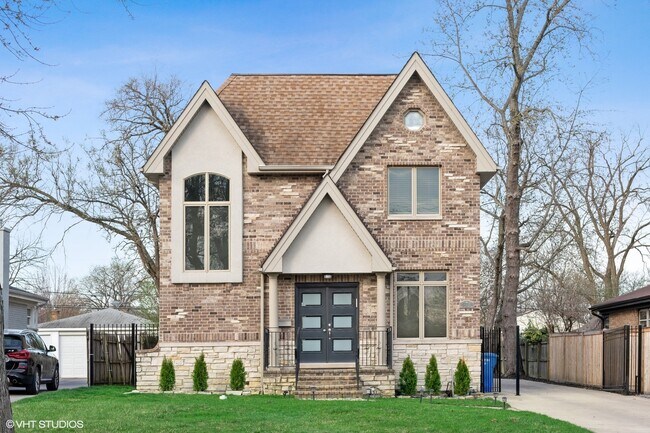 Building Photo - 578 Barberry Rd