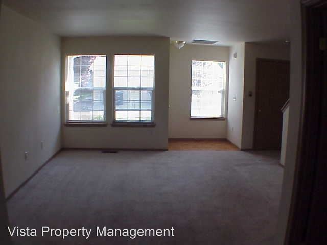Building Photo - 9607 161st St E