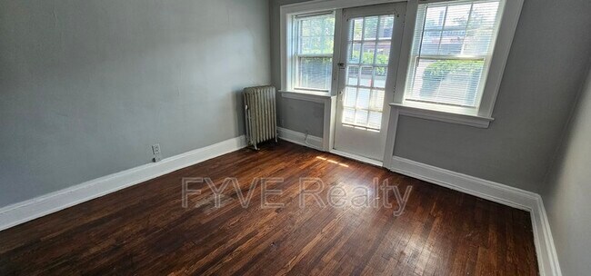 Building Photo - 16814 Madison Ave