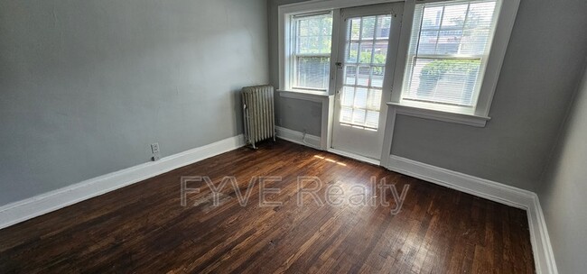 Foto del edificio - 16814 Madison Ave