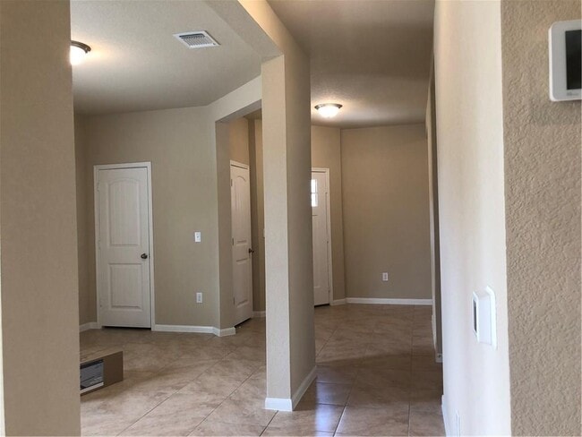 Building Photo - 3320 Burch Brook Cove