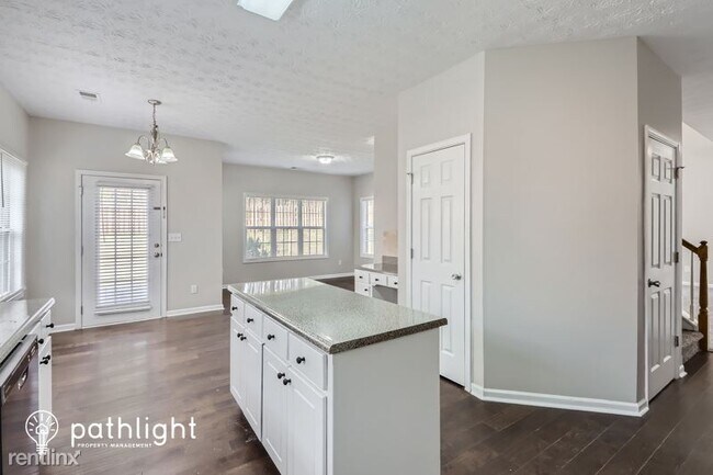 Building Photo - 4 br, 3 bath House - 364 Interlake Pass UNIT