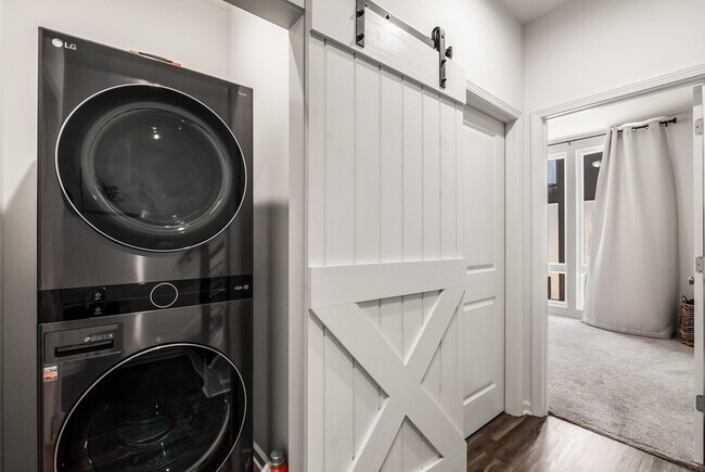 Foto del edificio - 449 Parkway Dr NE