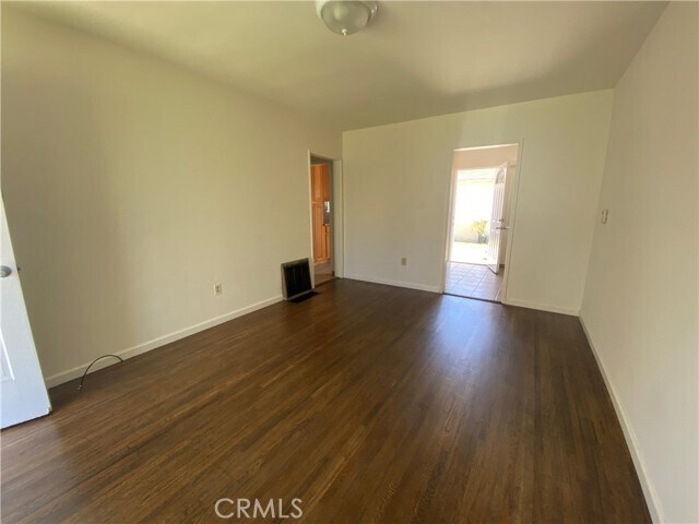 Building Photo - 4826 N Lakewood Blvd